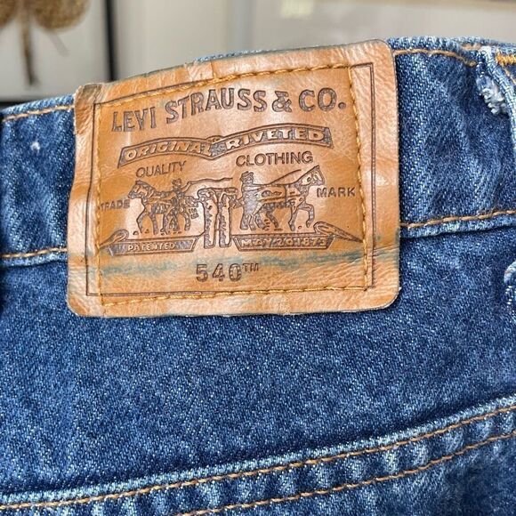 Vintage 90s Levi’s 540 Relaxed Fit Jeans USA 44 x 30 - Picture 4 of 9
